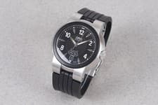 ORIS AUTOMATIC DAY DATE W/ BOX & GUARANTEE PAPERS REF. 7518 CIRCA 2001