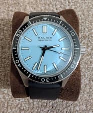 Halios Seaforth IV Pastel Blue 41mm Steel Automatic Watch Dive Bezel - Full Set