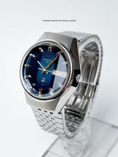 Seiko QR 3863-7020 Gradient Blue Faceted Crystal
