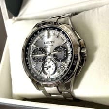 Citizen Satellite Wave GPS Solar F900 Titanium Watch Lightweight Tested