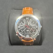 JACOB & CO Wristwatch 5 Time Zone men quartz w/box warranty card etc