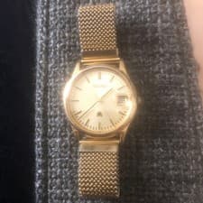 Seiko Majesta 5S42-7A00 Sweep Second Quartz Gold Dial Men’s Watch Vintage Japan