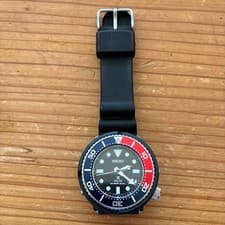 SEIKO Solar Diver's Watch V147-0AZ0 Men's Analog Quartz - Minor Wear