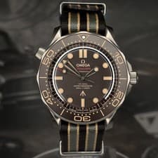 Omega Seamaster NTTD No Time To Die 210.92.42.20.01.001 Early NATO Box & Cards