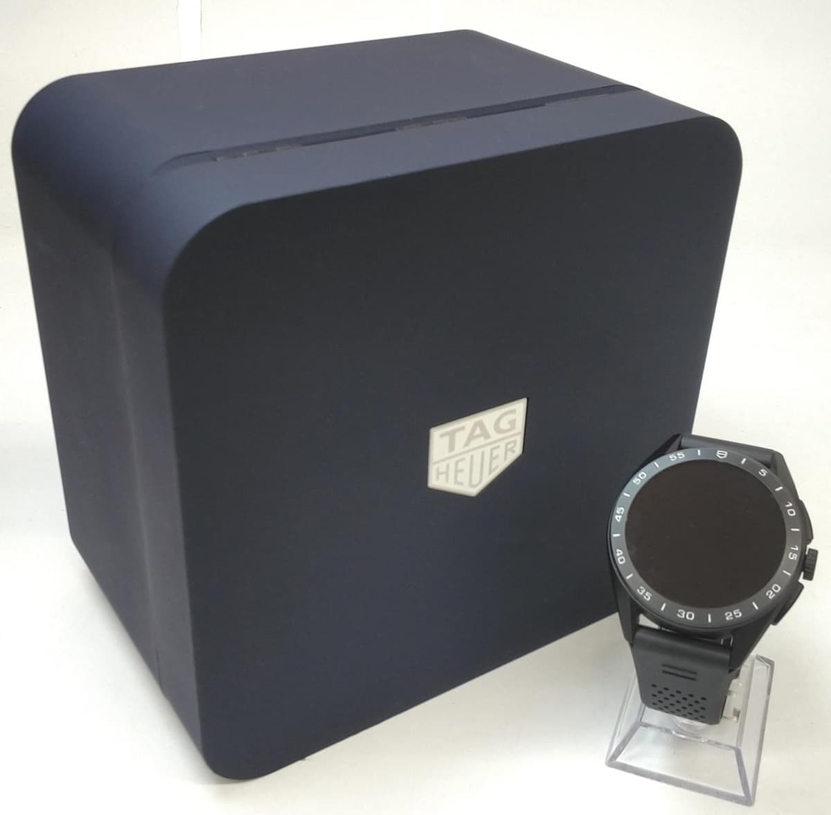 TAG HEUER Connected Watch SBR8A80 with Box, Manual, Accessories, Guarantee