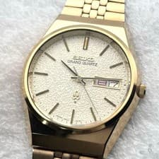 Seiko Grand Quartz 4843-8100 Gold Dial Day-Date Vintage Watch Japan