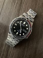 SEIKO 7123 8250 Silver Wave Z Wristwatch Timepiece Genuine Vintage Rare Japan