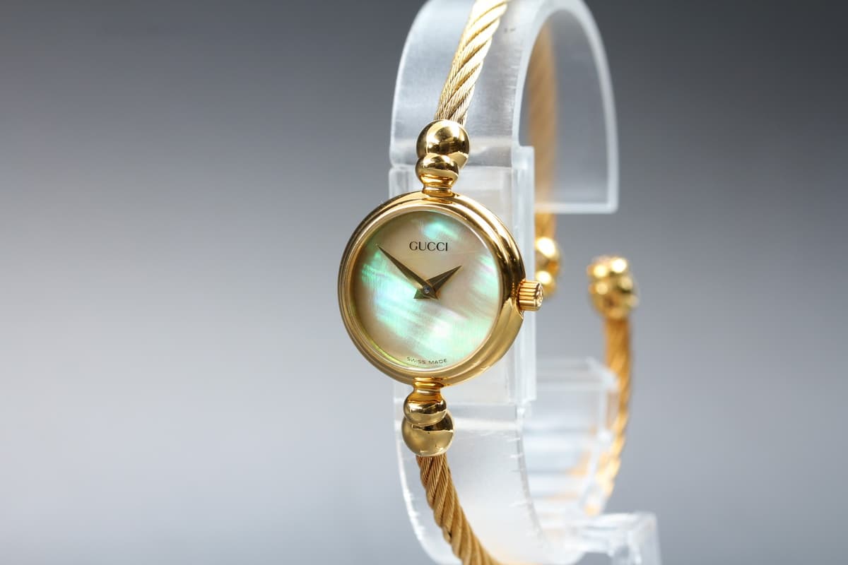 GUCCI 2700.2.L 20mm Gold Shell Dial Bangle Quartz Women's Watch [Near MINT]