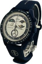 Omega x Swatch Speedmaster Mission To Earthphase Gold SO33N704L Near Mint A6304