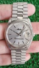 NICE VINTAGE MIDO COMMANDER MODEL 8223 AUTOMATIC 25 JEWELS SWISS MADE GENT WATCH