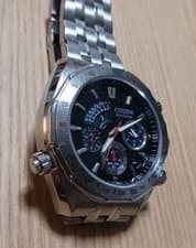 Citizen Eco-Drive Chronograph Men's Watch Silver Black WR10BAR Rare JAPAN