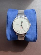 Nomos Metro Date Power Reserve Gangreserve 37mm Stainless With Bonklip Bracelet