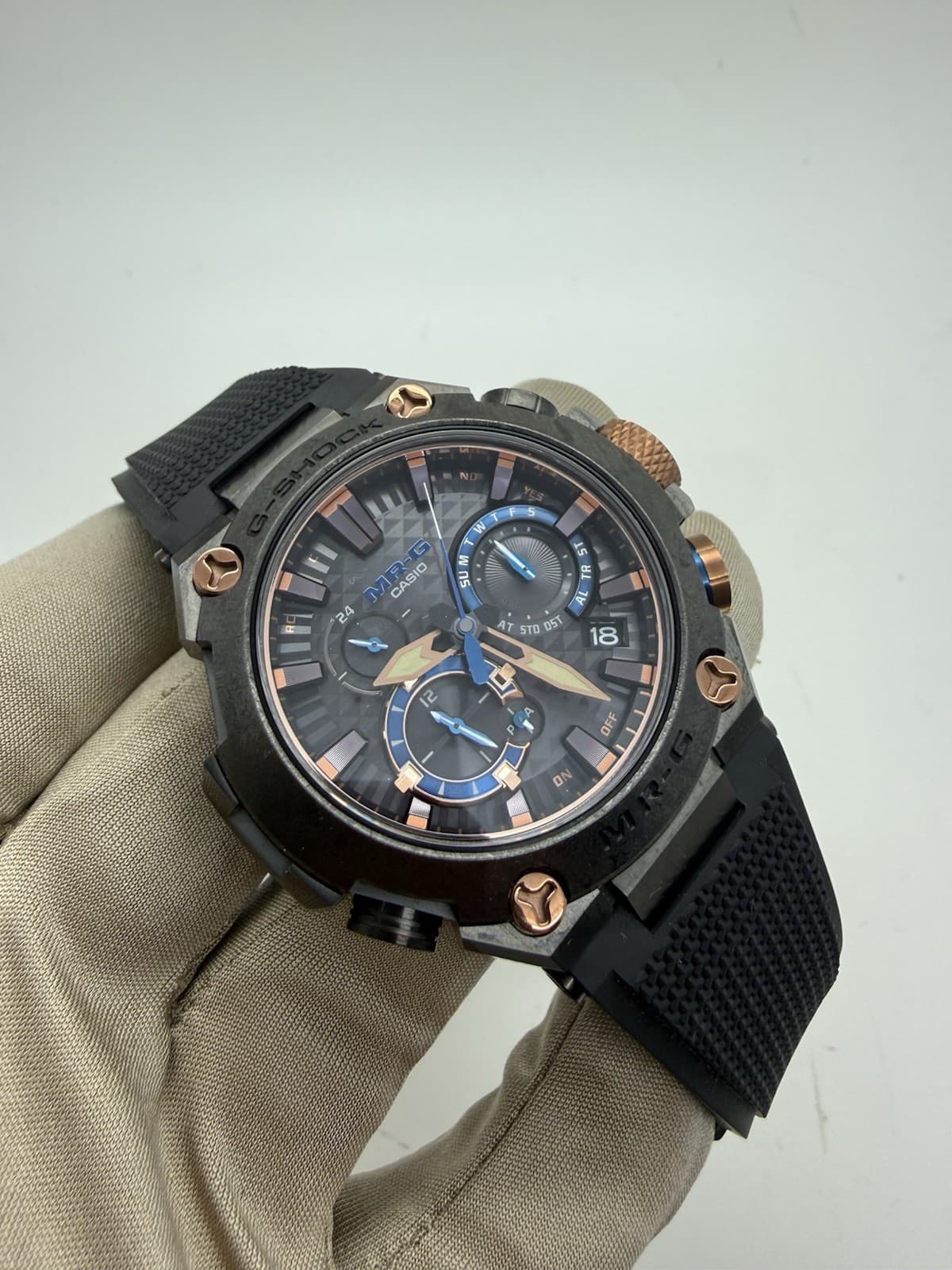 G-Shock MRG 49mm Titanium Rubber Quartz Blue Black Watch MRG-B2000R-1AJR w/ Box