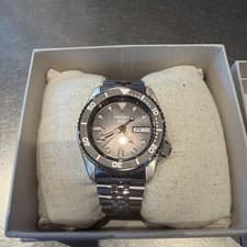 Seiko 5 Sports SBSA301 Jubilee Bracelet 835030