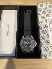 Marathon Watches - 36MM MSAR® QUARTZ - Black dive watch with rubber strap