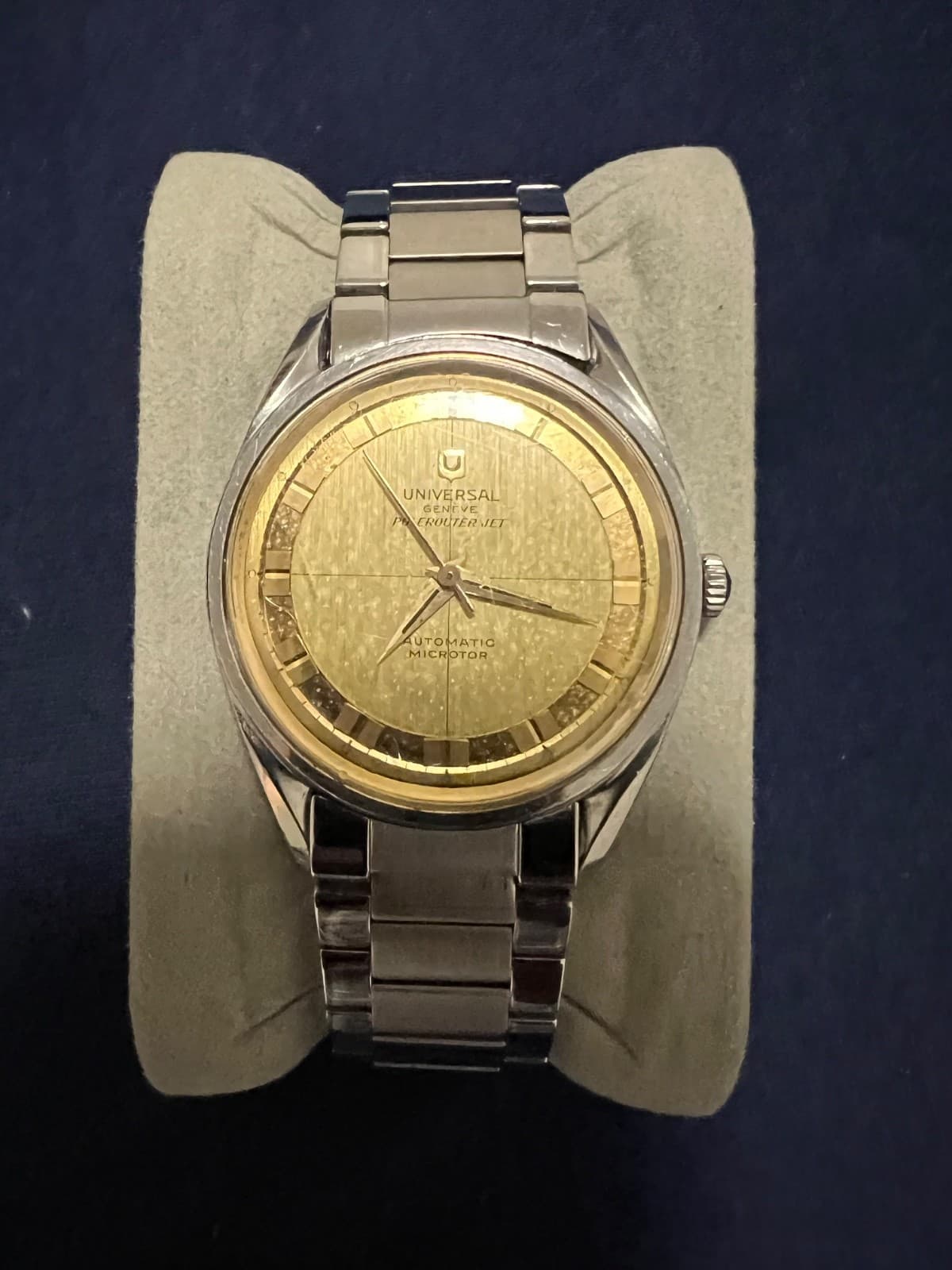 Universal Geneve Polerouter Jet - Automatic 34mm Stainless Steel, Champagne Dial