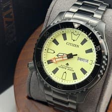 Unused CITIZEN PROMASTER Puffer Box with instructions NJ0138-14X