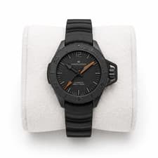 H amilton Khaki Navy Frogman Auto