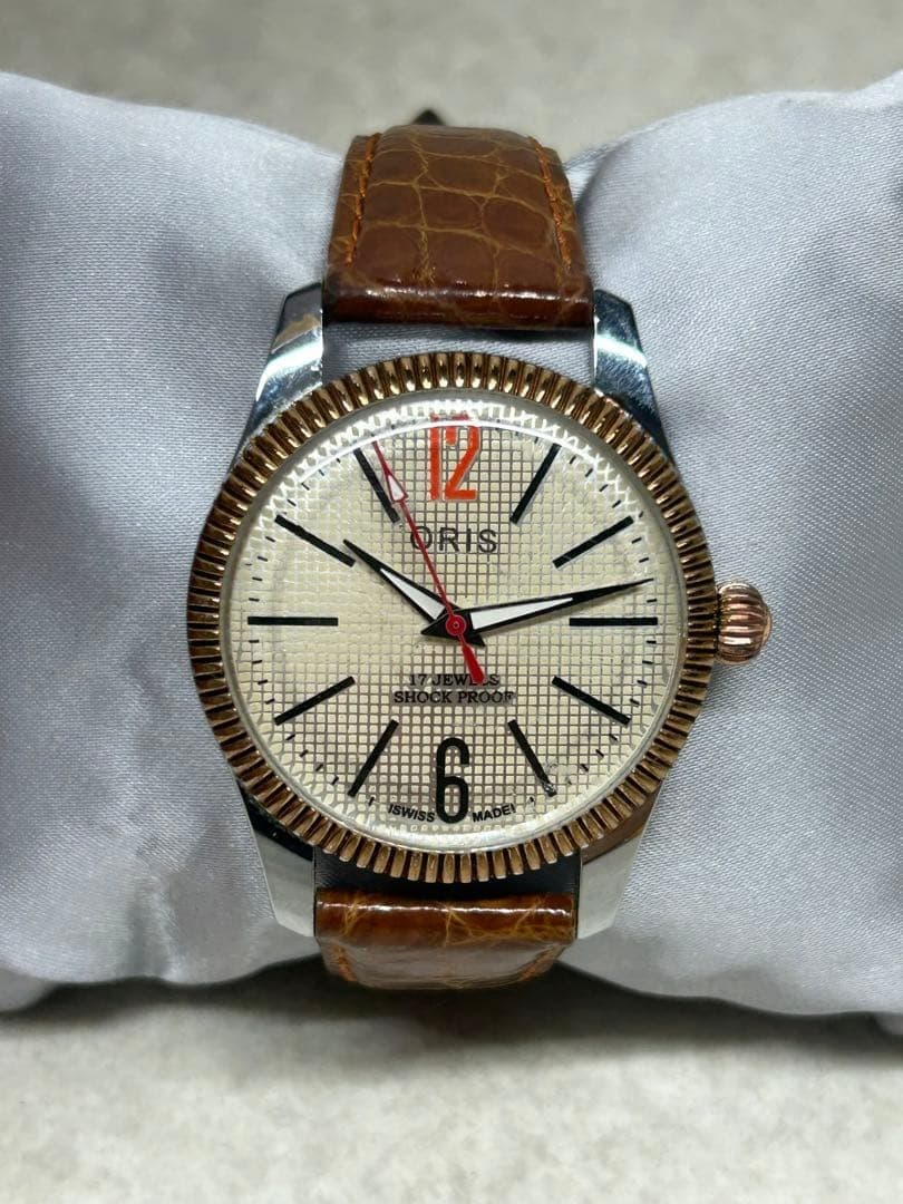 Oris Vintage Manual Wind Movement Swiss Mens Watch Rare Edition