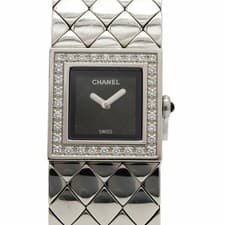 Chanel Matelassé H0489 Black Dial Women's Watch GZl1haa5