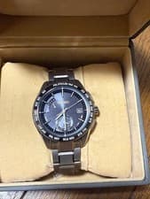 Seiko Black Wristwatch with Date Tested Used From Japan