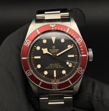 Tudor Black Bay Red 79230R, 41mm | In-House Movement