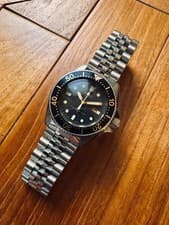Seiko Quartz Diver Watch 2625-0010 Vintage Black Dial