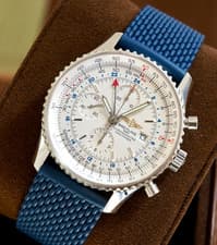 Breitling Navitimer World GMT A24322 Silver/White Dial 46mm With Box