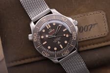OMEGA Seamaster Diver 300M James Bond 007 No Time To Die NTTD Titanium Complete
