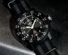 RARE BIOHAZARD 20th Anniversary GSX Umbrella Model Watch Resident Evil JP