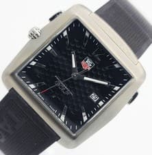 TAG Heuer Pro Golf Tiger Woods Limited Men's 37mm Titanium W/ Rubber 2021