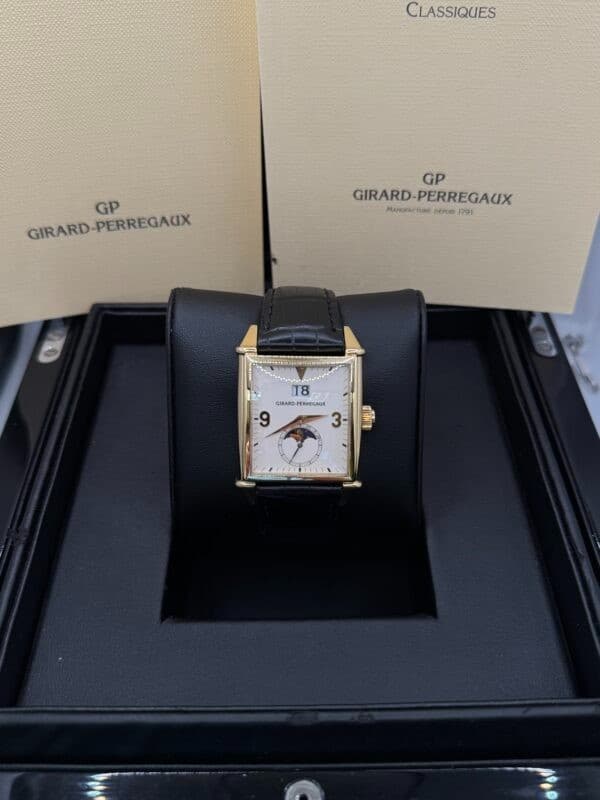 Vintage 1945 Girard Perregaux Watch