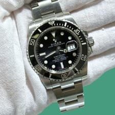 2017 PAPERS Rolex Submariner 116610LN Silver Oyster Bracelet with Black Bezel