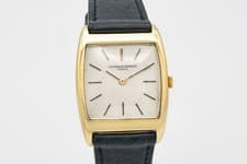 Vacheron Constantin Classic Tonneau 7374 Vintage 18K Manual Winding Watch