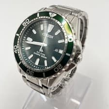 Citizen Promaster Eco-Drive Dive Watch Green Dial 200m WR Used w/ Box Docs