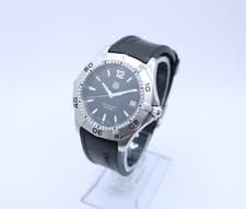 Tag Heuer Aquaracer Black dial Men’s Quartz Watch on Rubber Strap Ref WAF1110