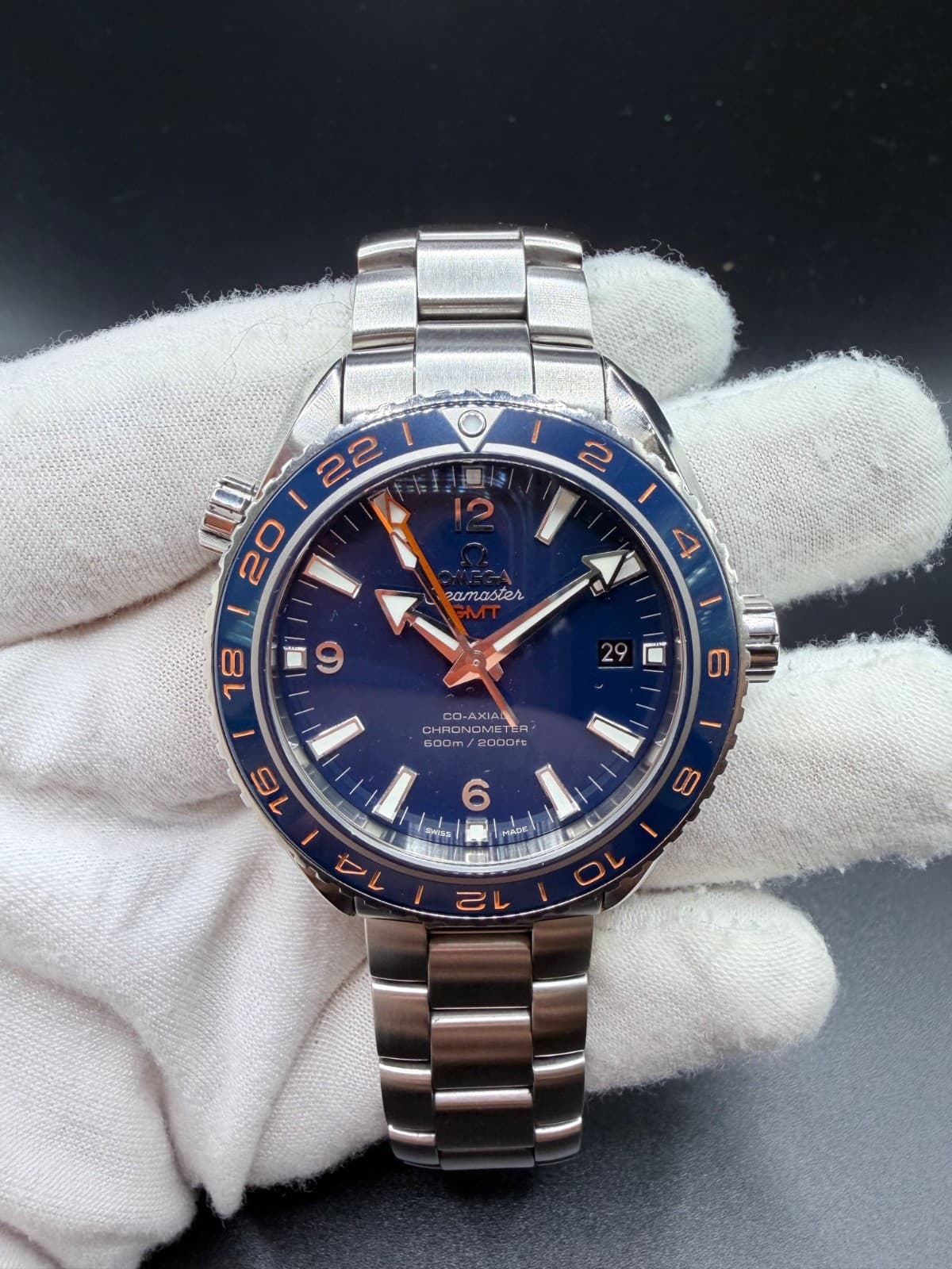 2021 Omega Planet Ocean GMT 43.5mm Good Planet 11/21 Ref# 232.30.44.22.03.001