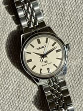 Grand Seiko SBGW005 - B&P, Cream Dial, Blued Second Hand, Beads of Rice Bracelet