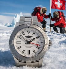 Breitling Avenger 43 Automatic GMT Watch near mint full set 1 year waranty white