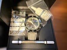 Sinn 104.ST.SA.IA Automatic Watch 26 Jewels 41mm Gray Dial Day-Date