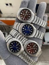Lots Of 4 Seiko 5 Watches Cal 7009 Brown And Blue Dail Automatic Stainless Steel