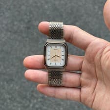 Vintage SEIKO Dolce Tank Watch Champagne Gold Roman Dial Mens Unisex Authentic
