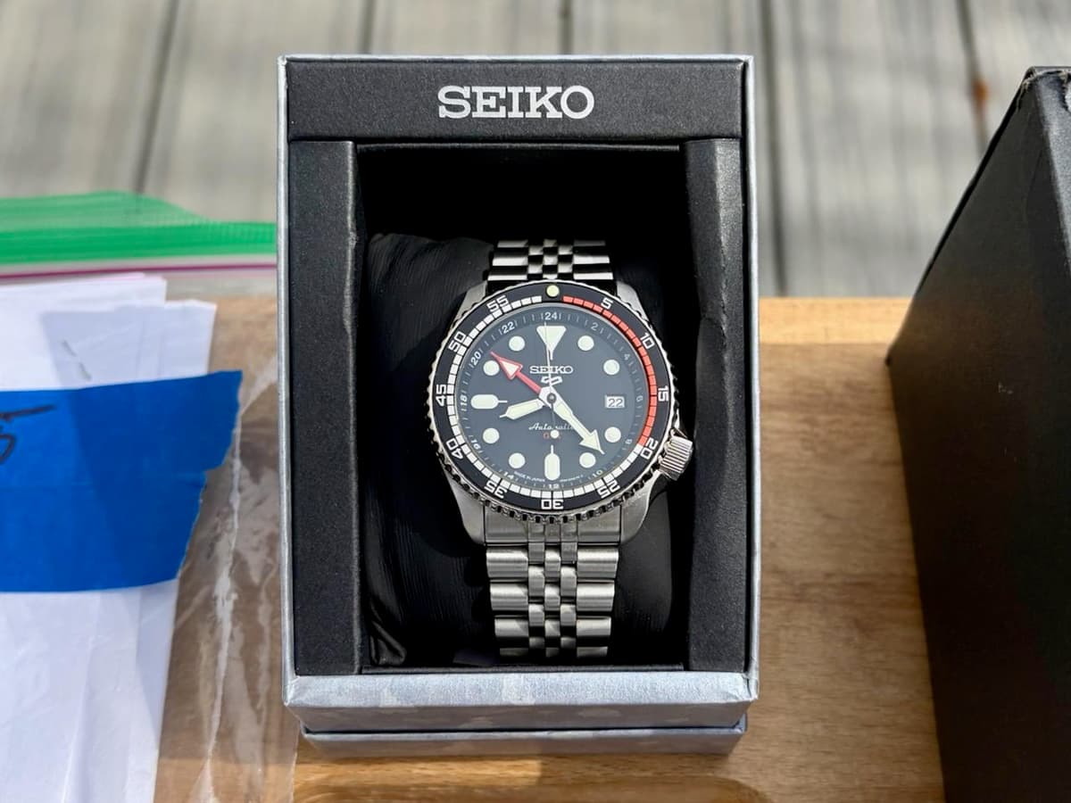 [WTS] JDM Seiko 5 Sports GMT (SBSC001—the Japanese-market SSK001) -Minor, Professionally-Installed Mods (All Original Seiko Parts Included), Full Set/Full Kit, Correct JDM Fully-Brushed Seiko Bracelet, Mega-Nice Example.