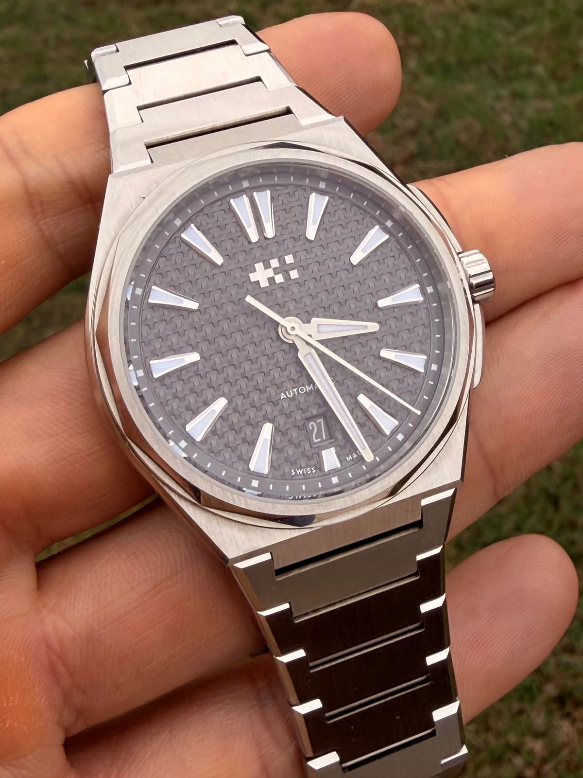 [WTS] Christopher Ward Twelve 40mm “Basalt Gray” Full Kit Clean