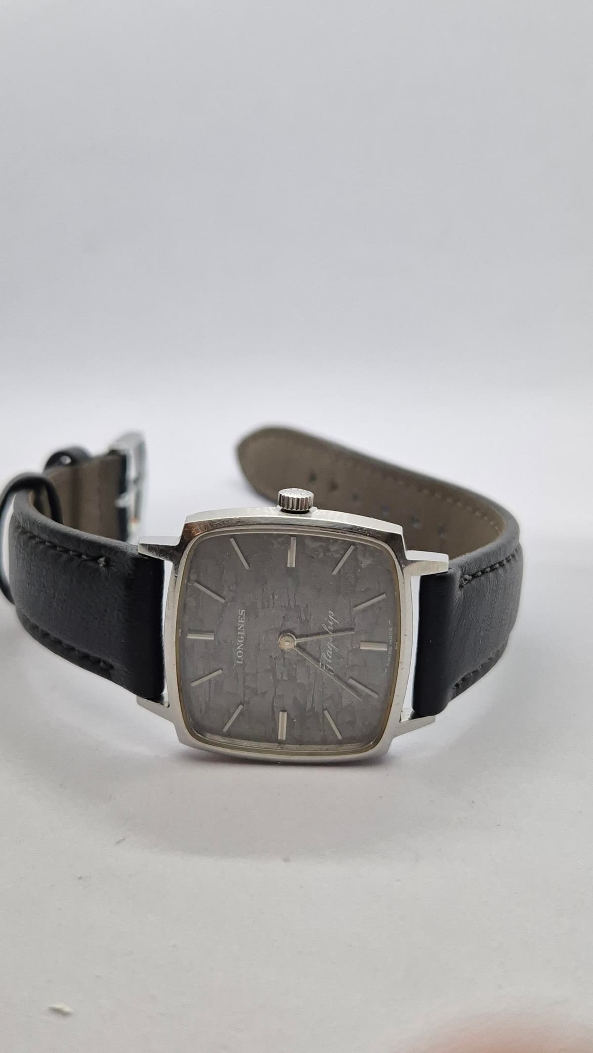 [WTS] Vintage Longines Flagship Hand-wound with unique etched stone dial $220