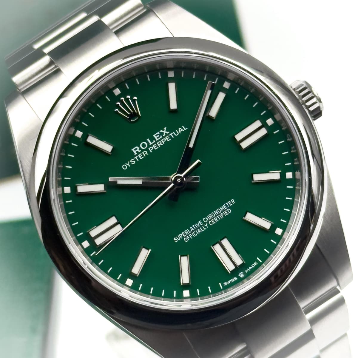 [WTS] NOS 2021 Rolex Oyster Perpetual 41mm 124300 Green Dial Stainless Steel Complete Full Set