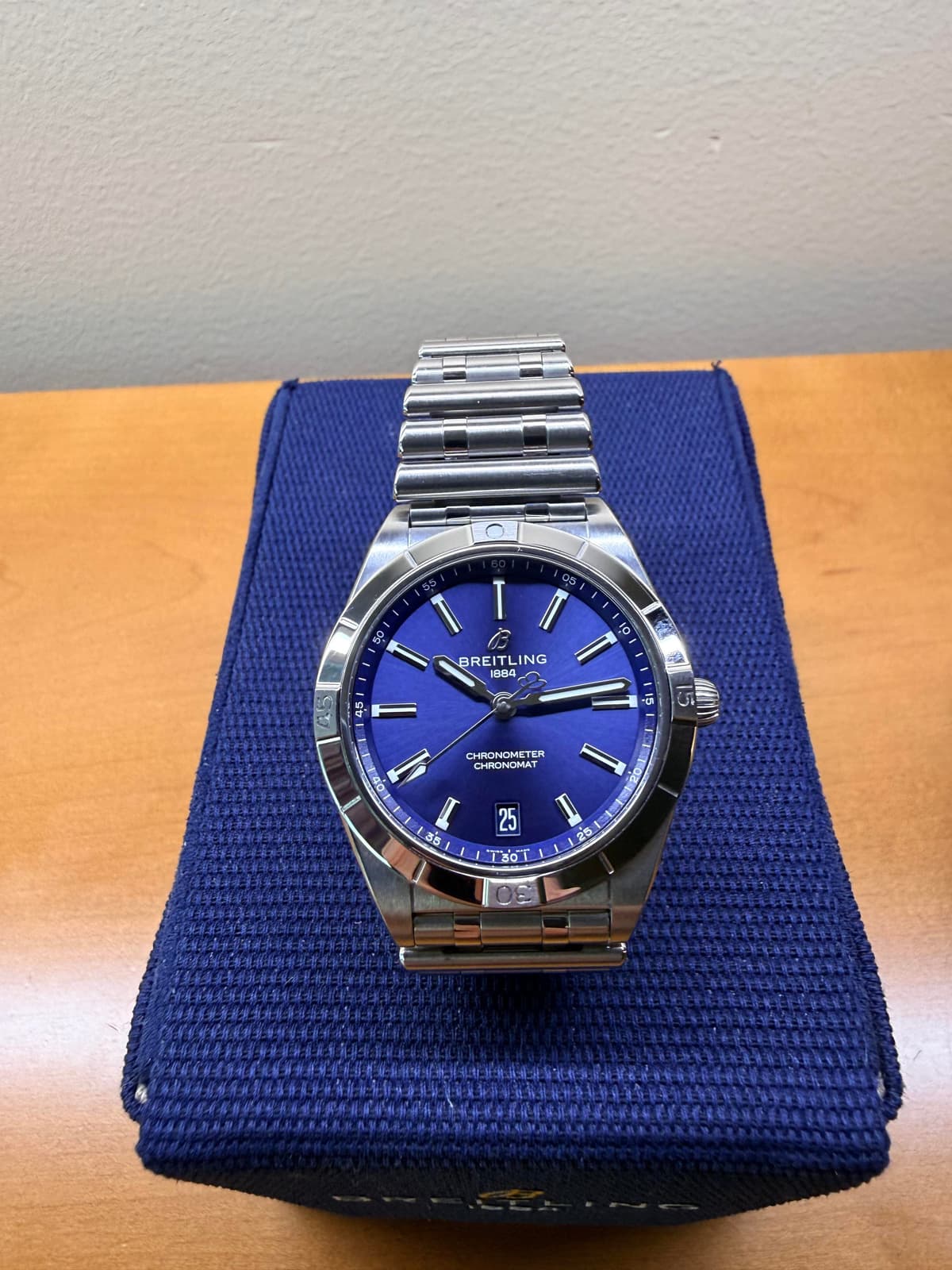 [WTS] PRICED TO FLY ✈️Breitling Chronomat 36mm – Blue – Ref A10380101C1A1 – Pristine