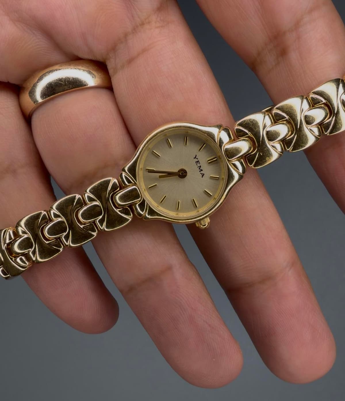 [WTS] Beautiful Ladies Yema Paris YA050 in Gold - $137 [US]