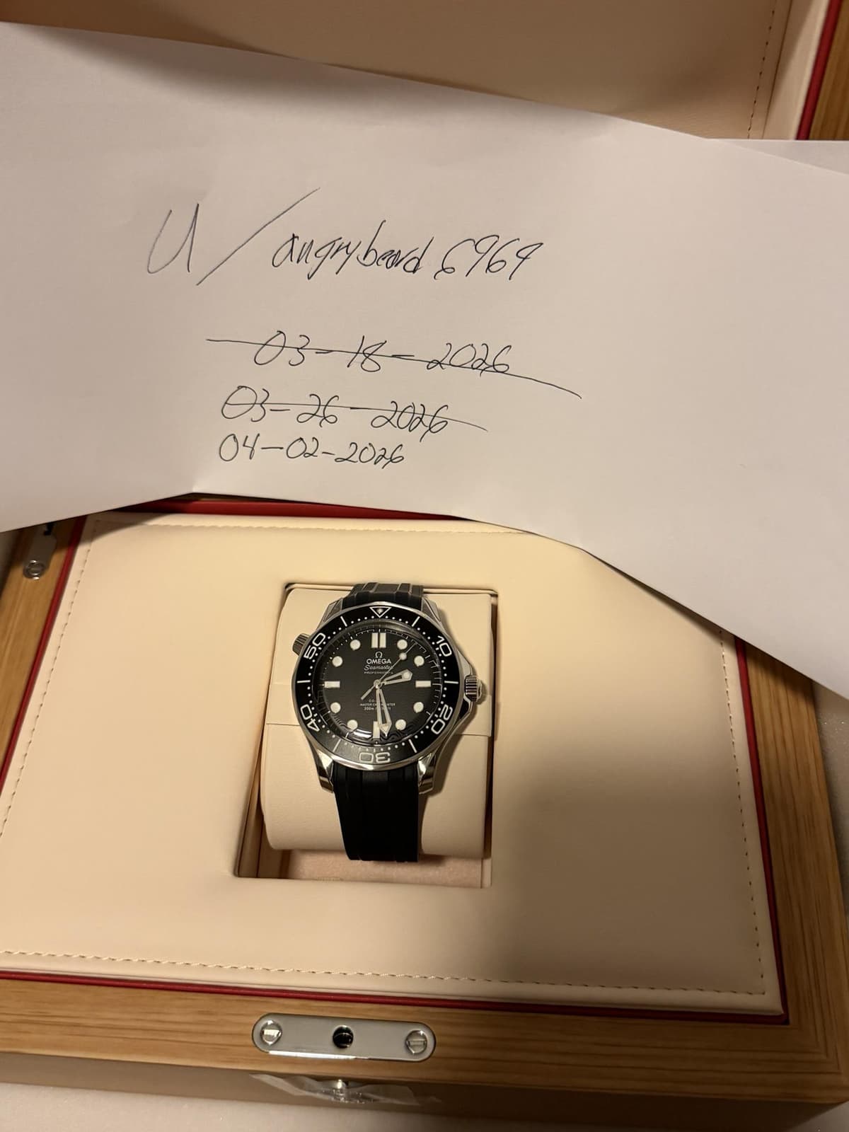 [WTS] Omega Seamaster Diver 300M, no date, black small wave dial 210.32.42.20.01.003