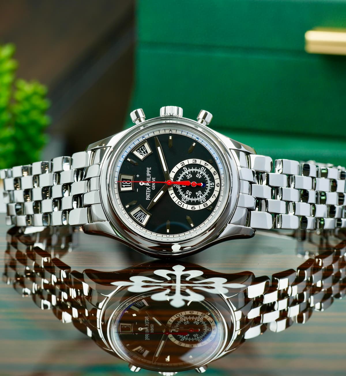 [WTS/WTT] Patek Philippe 5960/1A-010 Annual Calendar Chronograph Complete Set